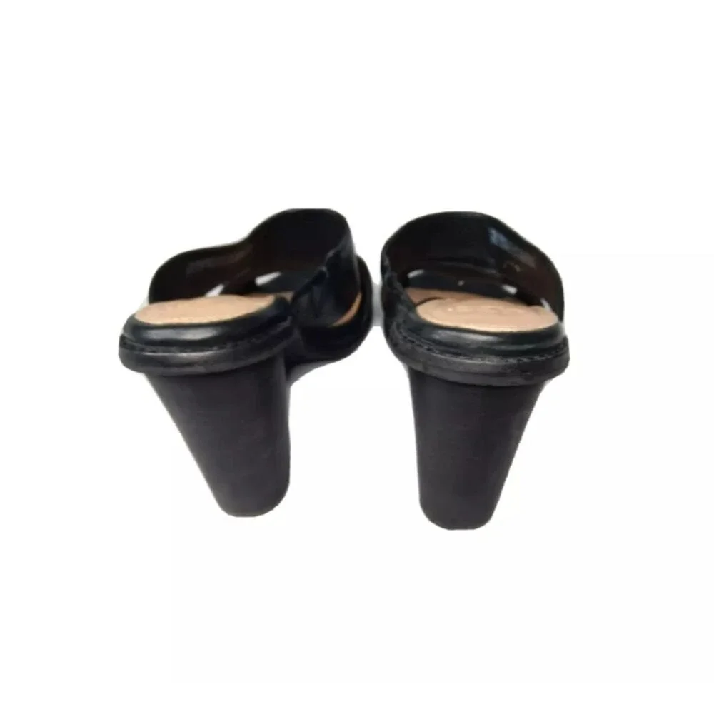 UGG shoes style sandals 